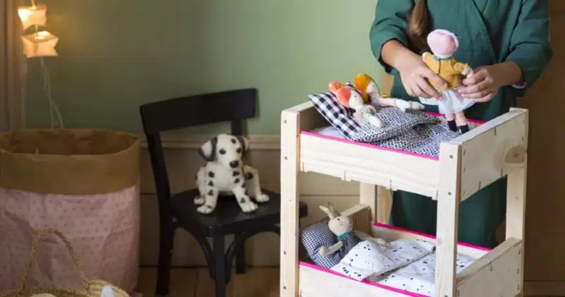 Création d'un lit de poupée Un projet DIY pour ravir vos enfants